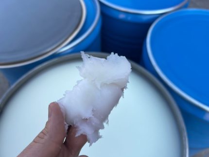 Solid Petrolatum Cosmetic Grade